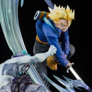 《龙珠Z》超级赛亚人特兰克斯手办 弗利萨沦为背景