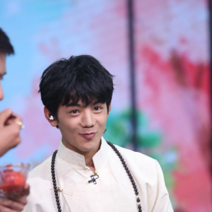 恶搞丁真表情包网络传播广泛 工作室发布律师函警告