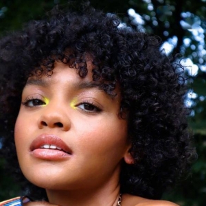 索尼超英新片《蜘蛛夫人》阵容更新：塞莱斯特加盟