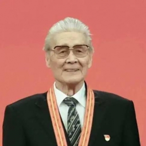 被誉为“最好的姜子牙”！艺术家蓝天野逝世：享年95岁