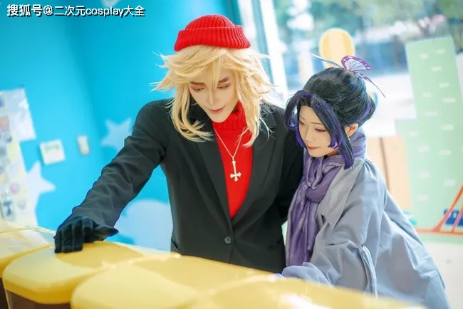 《鬼灭之刃》现代私设cos，童磨和蝴蝶忍的甜蜜约会s3.jpeg