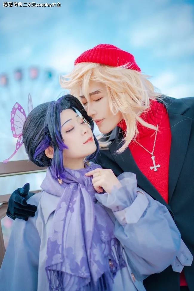 《鬼灭之刃》现代私设cos，童磨和蝴蝶忍的甜蜜约会s2.jpeg