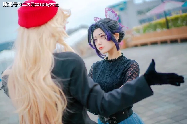 《鬼灭之刃》现代私设cos，童磨和蝴蝶忍的甜蜜约会s13.jpeg
