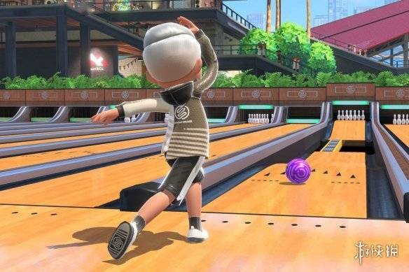 任天堂温馨提示：玩《Switch Sports》戴腕带别敲电视s3.jpeg