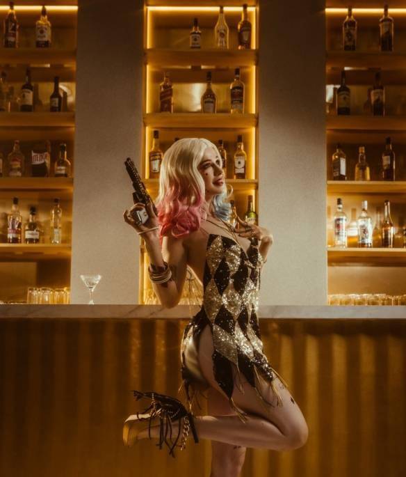 俄罗斯正妹《自杀小队》小丑女COS 热辣短裙舞女s4.jpeg