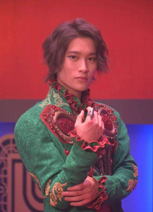 汇总假面骑士Revice中获得过基夫恢复能力的人物，就欧鲁特加挂了s2.jpeg