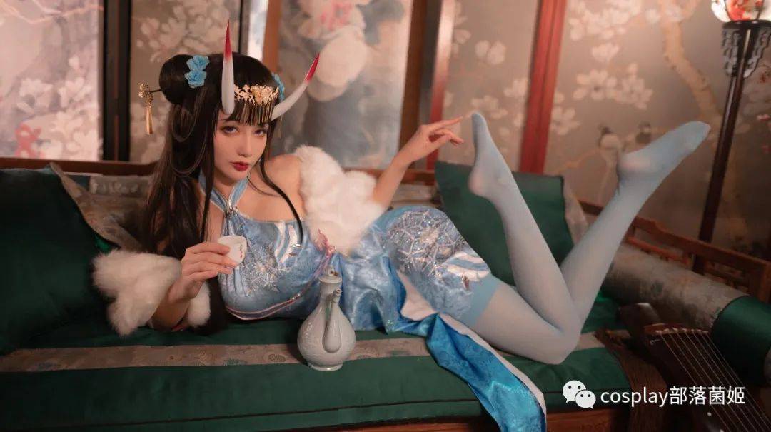 cos:碧蓝航线貅换装冬雪沁香cos正片@如月灰s2.jpeg cos:碧蓝航线貅换装冬雪沁香cos正片@如月灰s2.jpeg