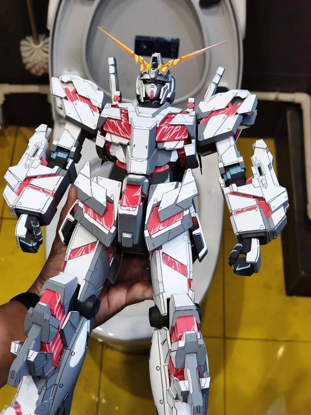 MEGASIZE独角兽高达二次元涂装s1.jpeg