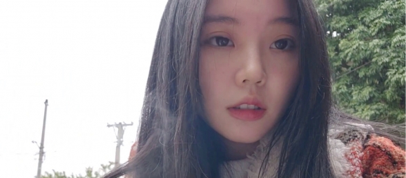 咱村来了个又美又土的姑娘